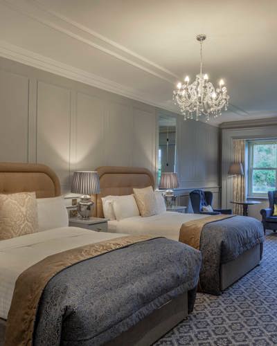 Double room hotel suite at 4 star castle hotel in ireland