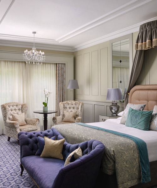 Large hotel suite in 4 star castle hotel in ireland